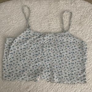 Floral cropped tank top